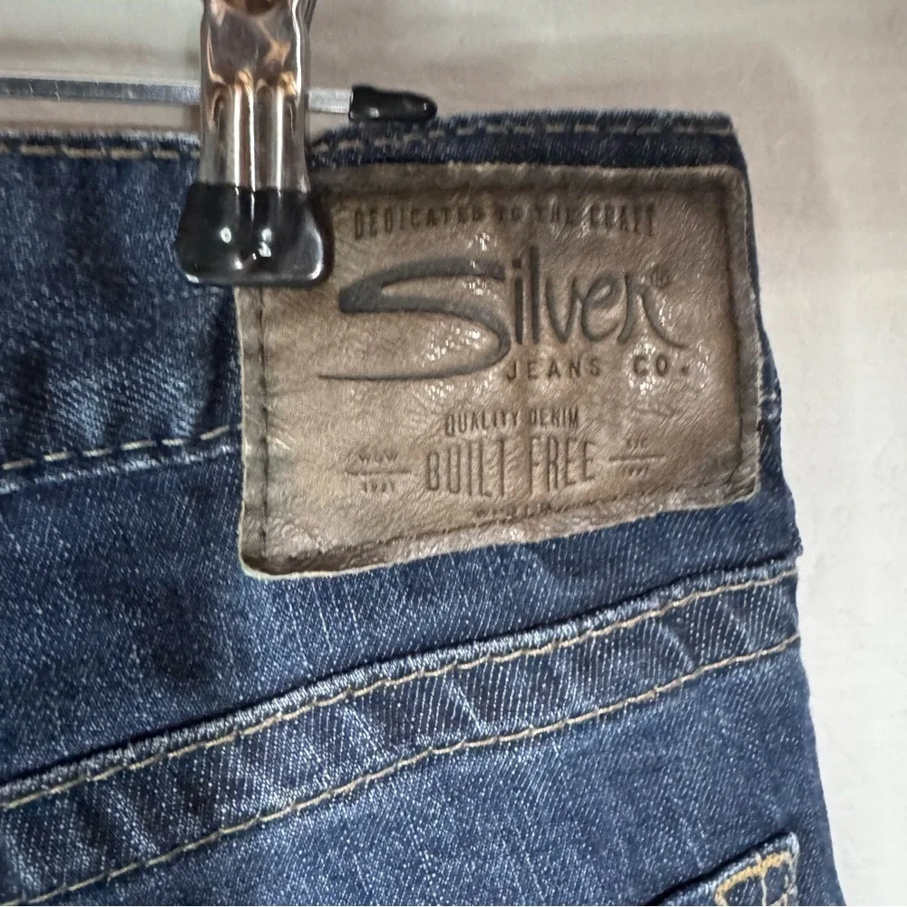 Silver Jeans Eddie dark wash relaxed fit jeans Size 31x34